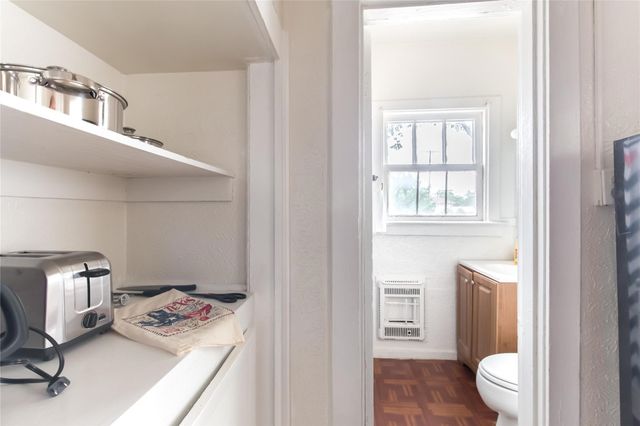 324 W Canty Street 3, Dallas, TX 75208