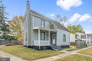 50 PINE ST, Beverly, NJ 08010