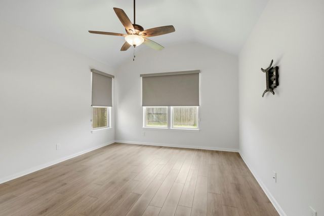 20512 Pembridge Green Drive, Porter, TX 77365