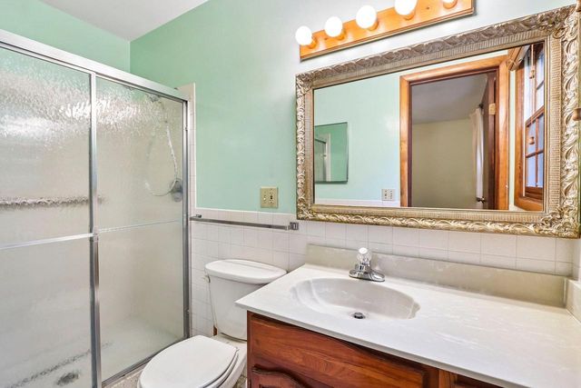 6006 Greentree Road, Madison, WI 53711