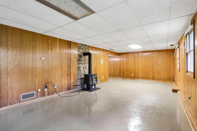 6006 Greentree Road, Madison, WI 53711