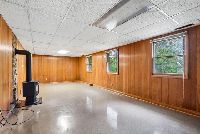 6006 Greentree Road, Madison, WI 53711