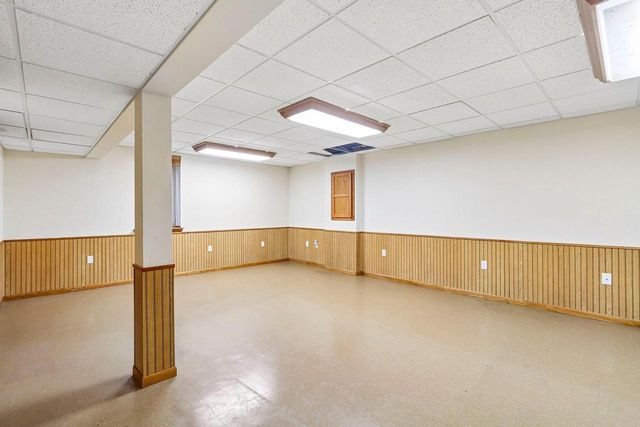 6006 Greentree Road, Madison, WI 53711