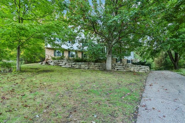 6006 Greentree Road, Madison, WI 53711