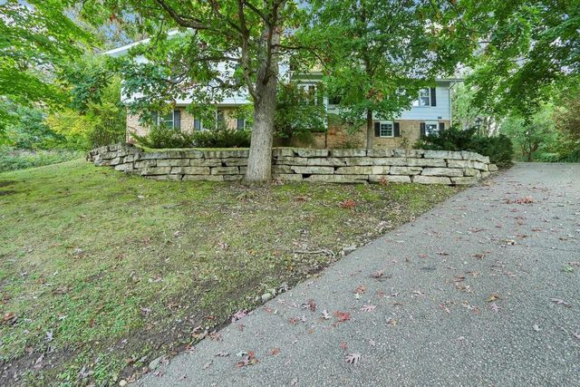 6006 Greentree Road, Madison, WI 53711