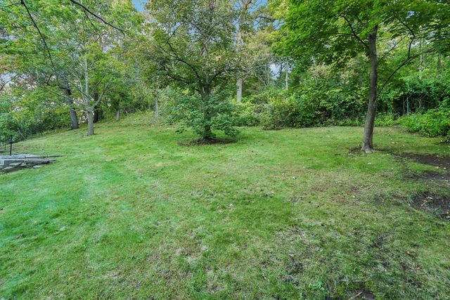 6006 Greentree Road, Madison, WI 53711