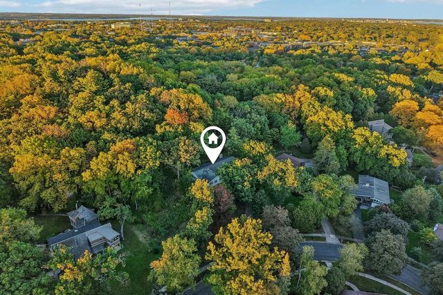 6006 Greentree Road, Madison, WI 53711