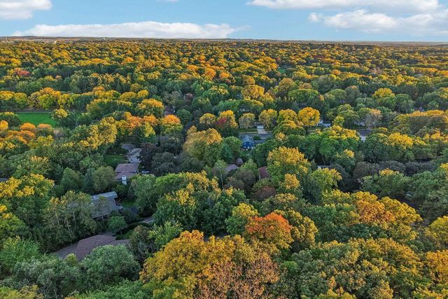 6006 Greentree Road, Madison, WI 53711