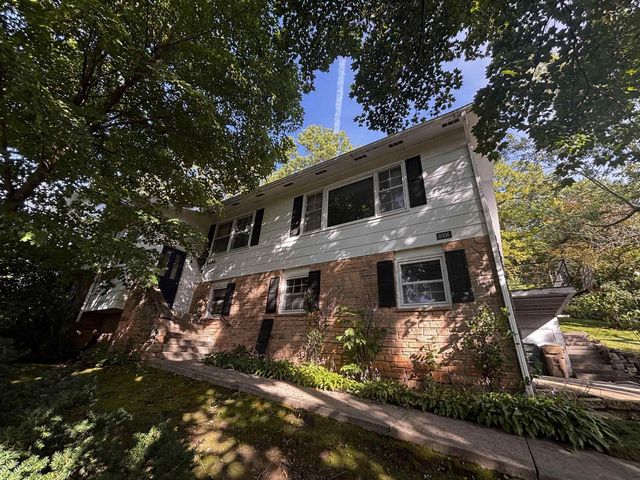 6006 Greentree Road, Madison, WI 53711