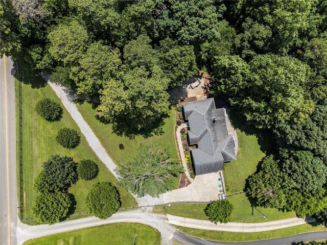 979 Bishop Road, Ball Ground, GA 30107