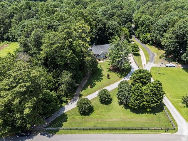 979 Bishop Road, Ball Ground, GA 30107