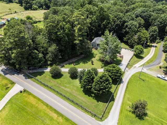 979 Bishop Road, Ball Ground, GA 30107