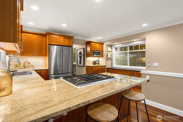 6235 31st Avenue NE, Seattle, WA 98115
