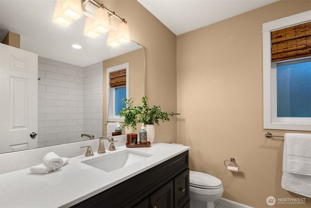 6235 31st Avenue NE, Seattle, WA 98115