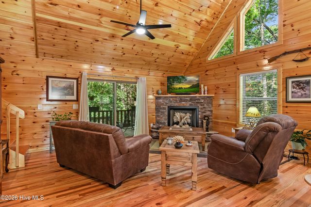 84 Oakcrest Lane, Murphy, NC 28906