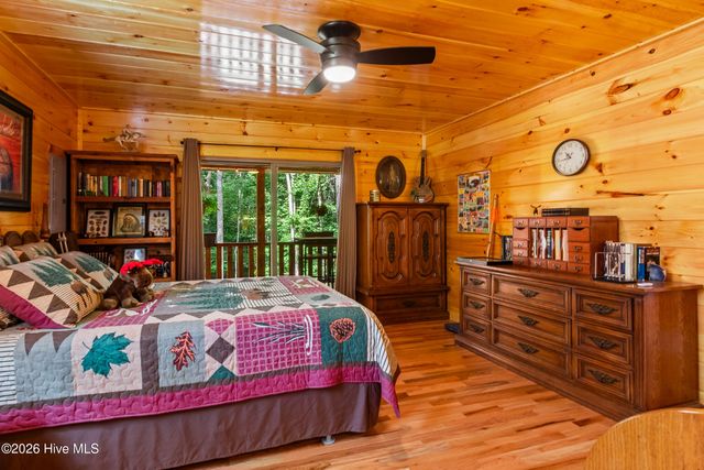 84 Oakcrest Lane, Murphy, NC 28906