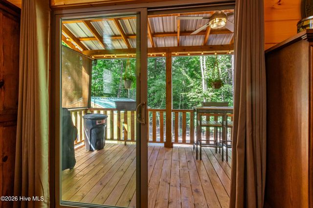 84 Oakcrest Lane, Murphy, NC 28906
