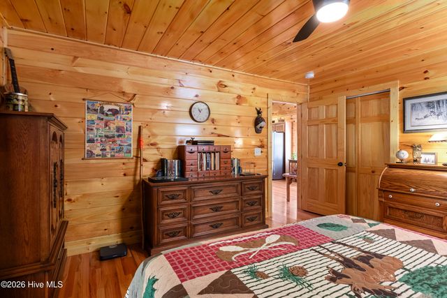 84 Oakcrest Lane, Murphy, NC 28906