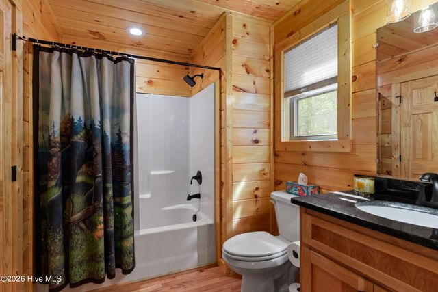 84 Oakcrest Lane, Murphy, NC 28906