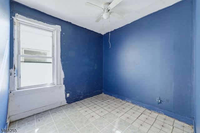 490 E 27Th St, Paterson City, NJ 07514