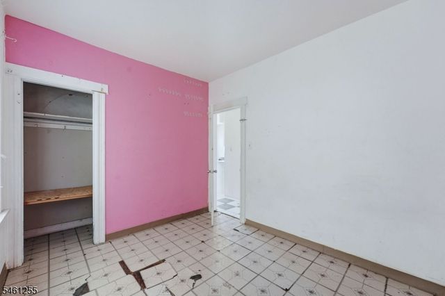 490 E 27Th St, Paterson City, NJ 07514