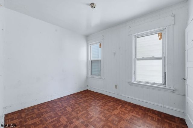 490 E 27Th St, Paterson City, NJ 07514