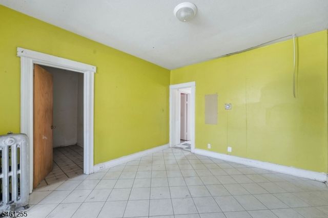 490 E 27Th St, Paterson City, NJ 07514
