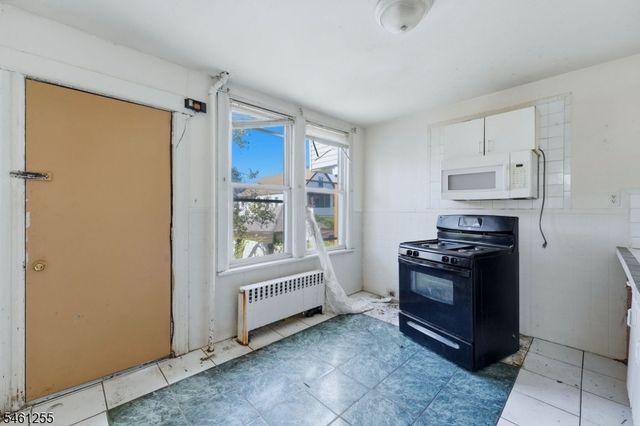 490 E 27Th St, Paterson City, NJ 07514