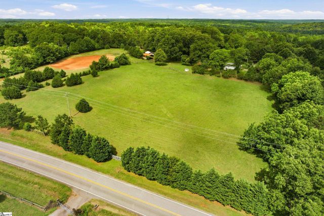 549 Mckittrick Bridge Road, Fountain Inn, SC 29644