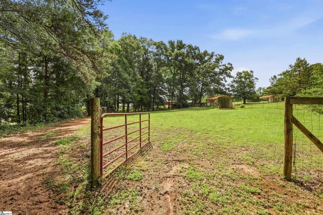 549 Mckittrick Bridge Road, Fountain Inn, SC 29644