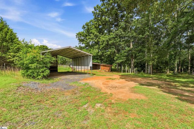 549 Mckittrick Bridge Road, Fountain Inn, SC 29644