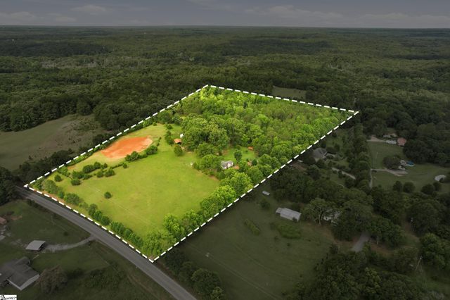 549 Mckittrick Bridge Road, Fountain Inn, SC 29644