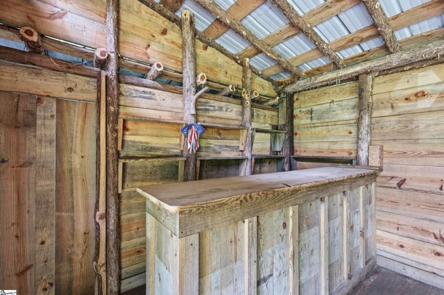 549 Mckittrick Bridge Road, Fountain Inn, SC 29644