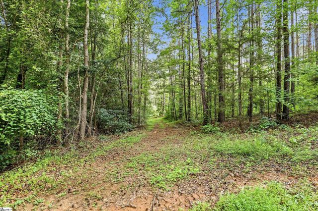 549 Mckittrick Bridge Road, Fountain Inn, SC 29644