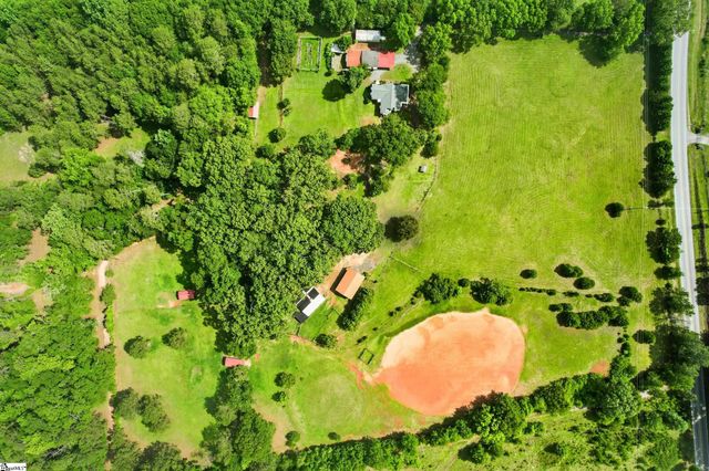 549 Mckittrick Bridge Road, Fountain Inn, SC 29644