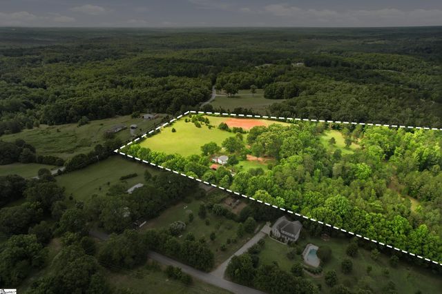 549 Mckittrick Bridge Road, Fountain Inn, SC 29644