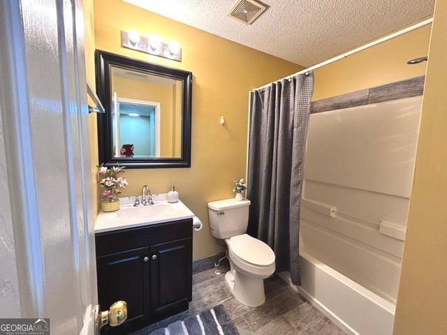 2326 Nicole Drive, Hampton, GA 30228