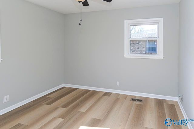 3304 Barton Avenue NW, Huntsville, AL 35810