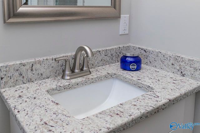 3304 Barton Avenue NW, Huntsville, AL 35810