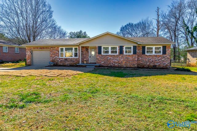 3304 Barton Avenue NW, Huntsville, AL 35810