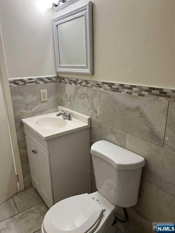 121 Westervelt Place 1F, Lodi, NJ 07644