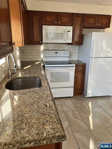 121 Westervelt Place 1F, Lodi, NJ 07644