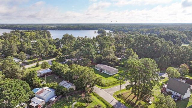 101 Liberty Street, Bonneau, SC 29431