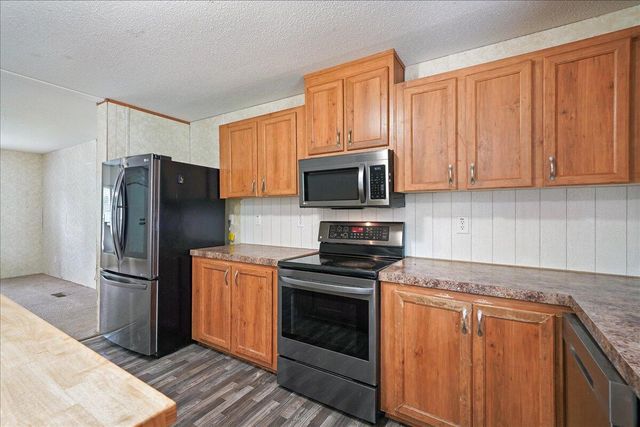 101 Liberty Street, Bonneau, SC 29431