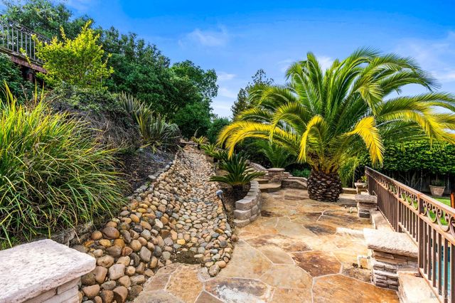 3207 Swiss Ct, Napa, CA 94558