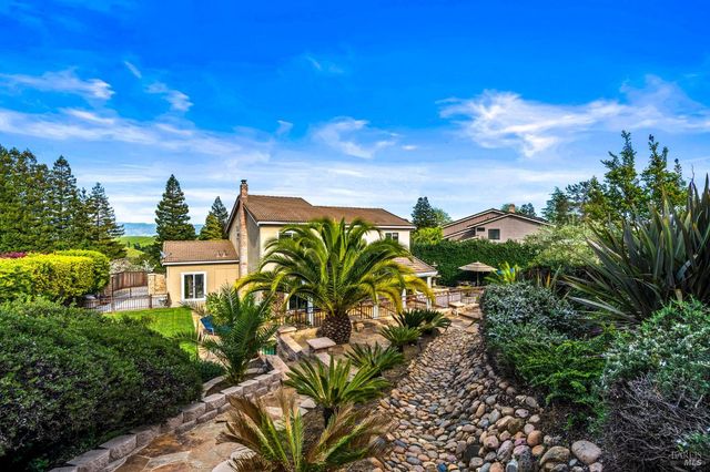3207 Swiss Ct, Napa, CA 94558