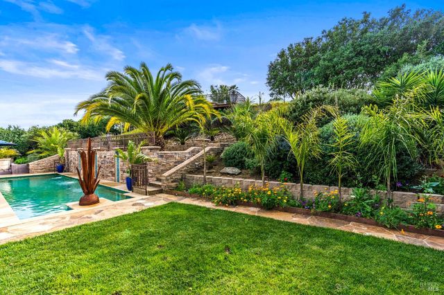 3207 Swiss Ct, Napa, CA 94558