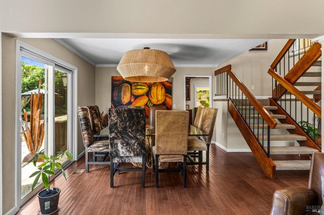 3207 Swiss Ct, Napa, CA 94558