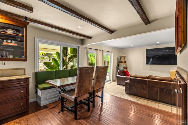 3207 Swiss Ct, Napa, CA 94558