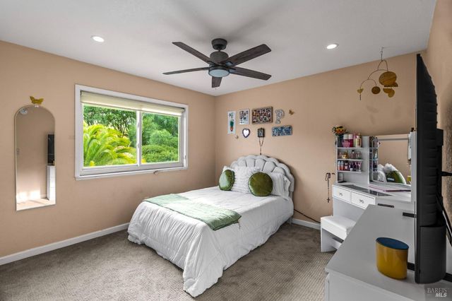 3207 Swiss Ct, Napa, CA 94558